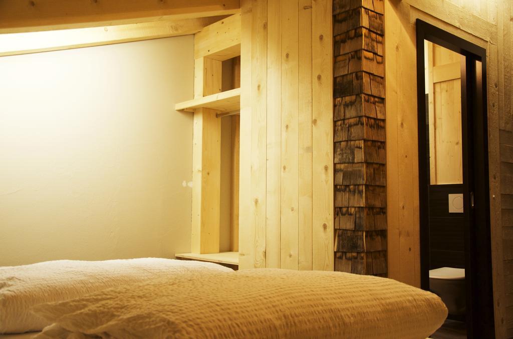 Huettenhotel Husky Lodge Muotathal ห้อง รูปภาพ
