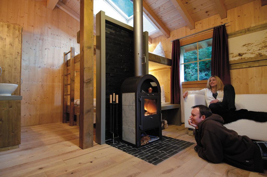 Huettenhotel Husky Lodge Muotathal ห้อง รูปภาพ